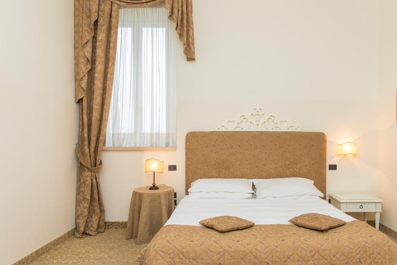 San Paolo Al Convento Hotel Trani Bagian luar foto